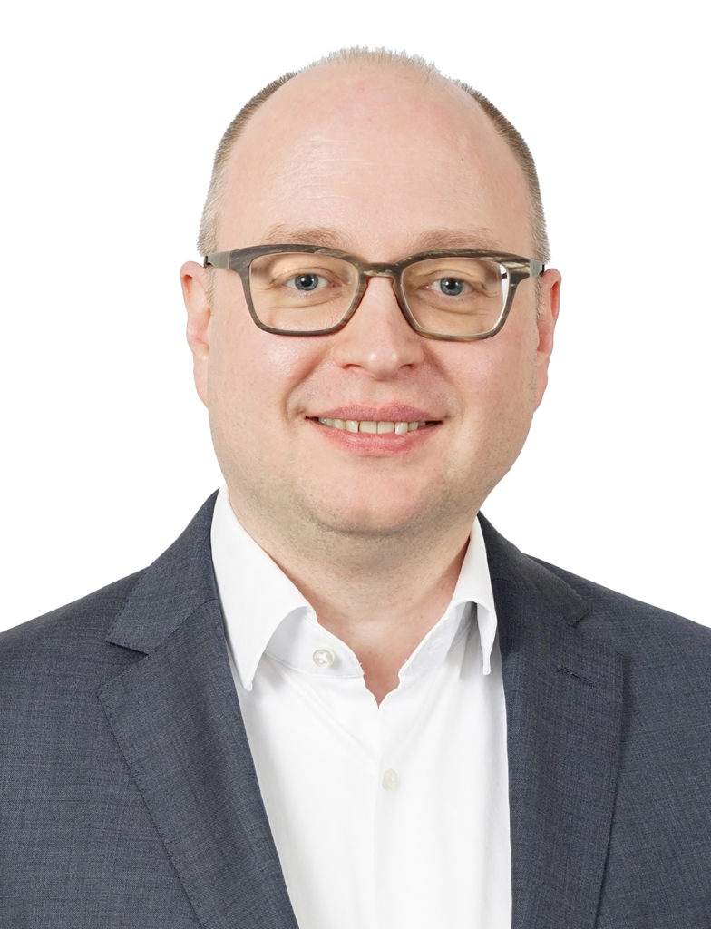 Porträt von Stefan A. Söllner in Business-Kleidung
